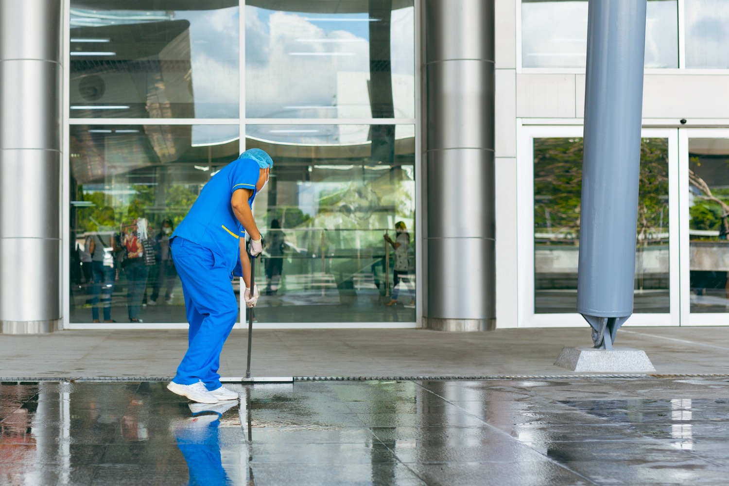 professional-industrial-cleaner-protective-uniform-cleaning-floor